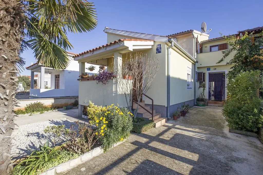 Apartments Rozalina  Fazana