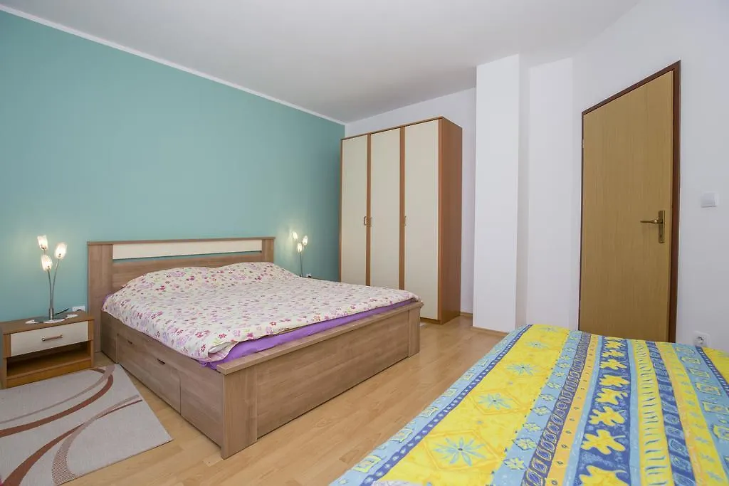 Apartments Rozalina