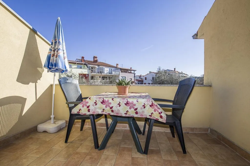 Apartments Rozalina 0*, Fazana Croatia